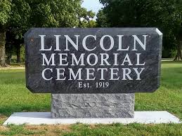 monument reading lincoln memorial cemetery